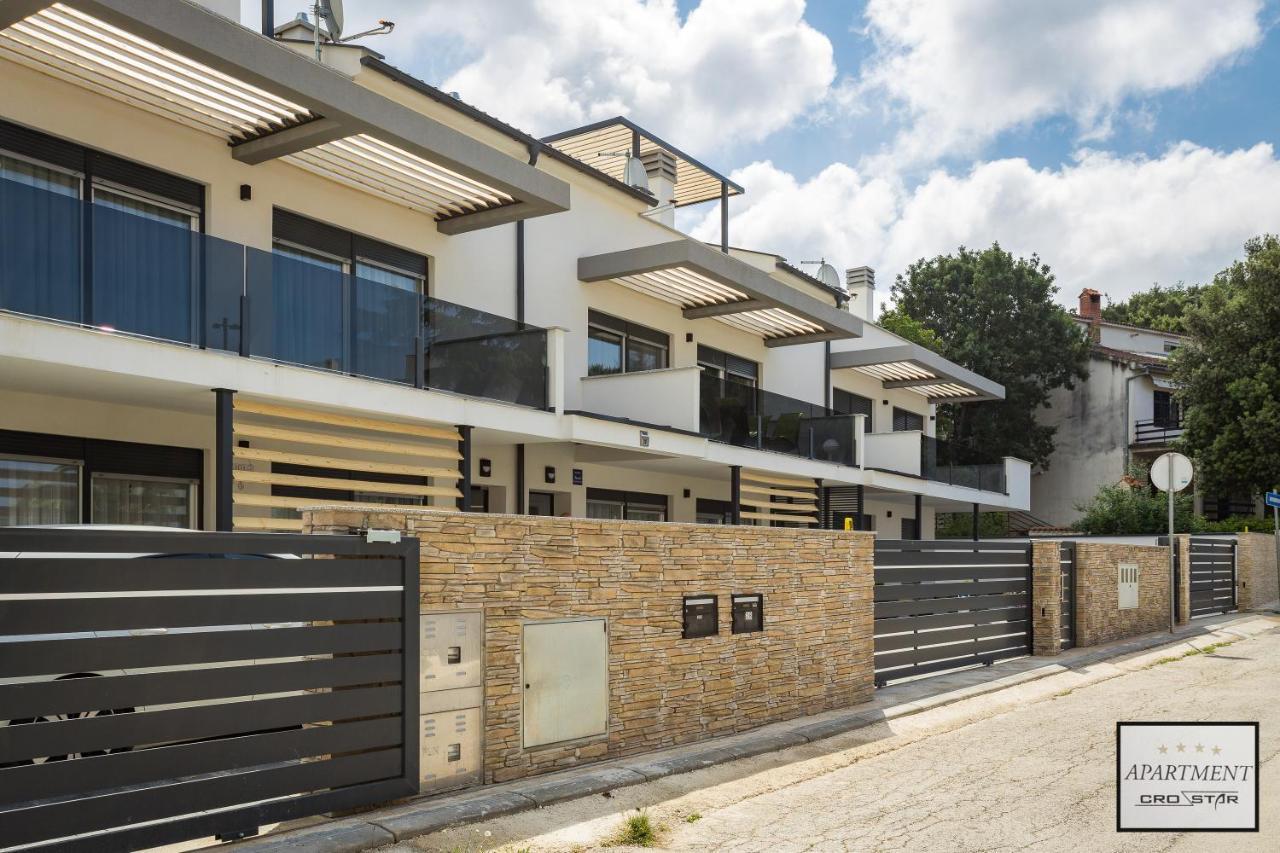 Ferienwohnung Crostar Pjescana Uvala Exterior foto